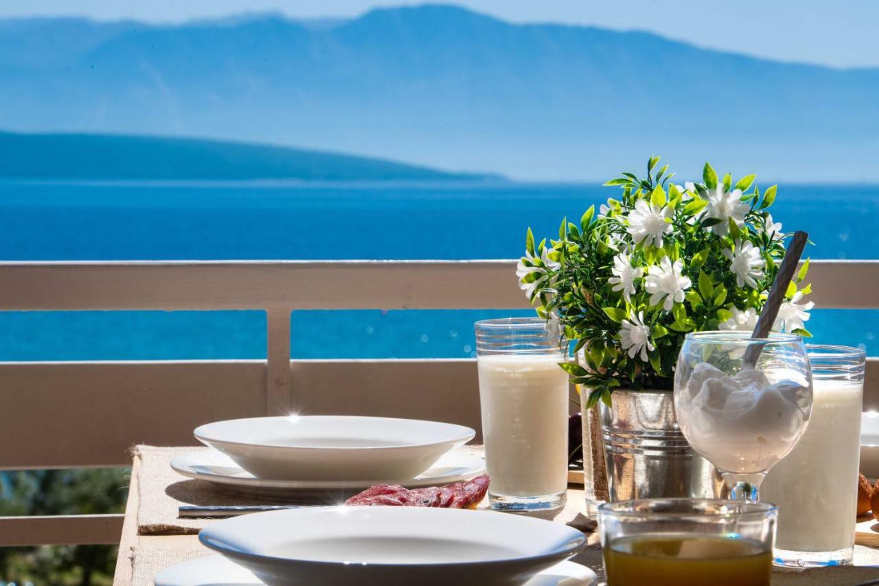 Апартаменты Ifi Sea House Никиана Экстерьер фото